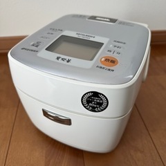 三菱 IH炊飯器 NJ-SE063 3.5合炊き ホワイト 2012年