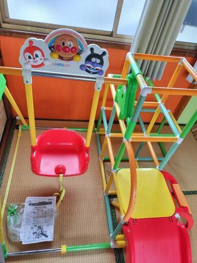 アンパンマン　おかたづけブランコパーク　ジャングルジム