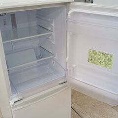 ★ジモティ割あり★ SHARP 冷蔵庫 137L 17年製 動作確認／クリーニング済み TJ4053 ☆ジモティ割あり☆ SHARP 冷蔵庫 137L 17年製 動作確認／クリーニング