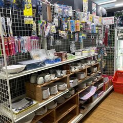 【在庫処分セール】こちらの棚にある商品♪全品100円(税込)♪☆...