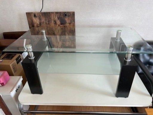 ガラスローテーブル
