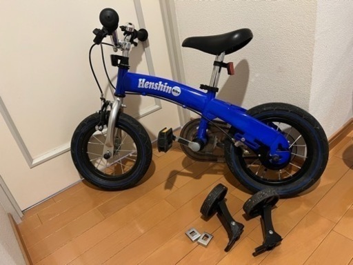 2台あります！1台7000円。ビタミンiファクトリー へんしんバイク Henshin Bike補助輪付き　 ブルー 青 12インチバイク 子供用自転車 ストライダー　キッズ