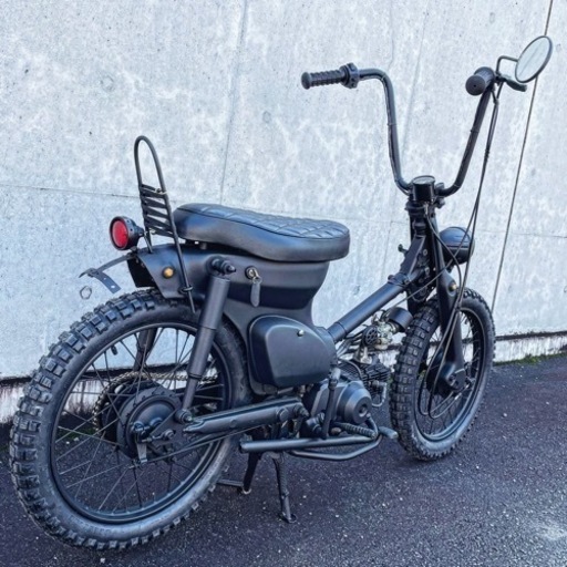 以前制作したこちらのフィッシングカブも委託販売となりました🤲 50ccのBasicベースで珍しいスカイカラーの純正色となっています👌 オプションでロッドホルダー、新品のリアキャリア、モナカマフラー、チェーンカバー、ライセンスホルダーなとが付いています👍 カスタム後 ...