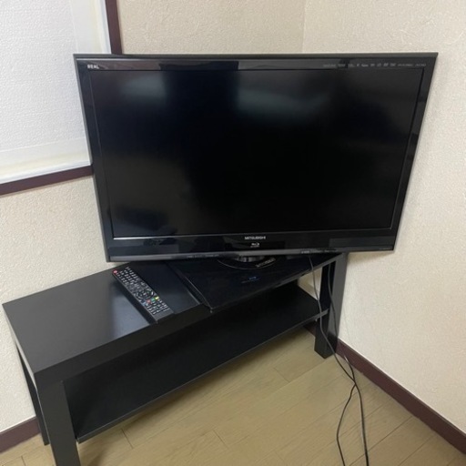 【千葉県にて引き取り限定】 MITMITSUBISHI 三菱電機 32型 REAL LCD-32BHR500 TV本体 Blu-ray 2番組同時録画可能 HDD500GB内蔵 ＋テレビ台