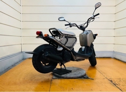 Y!5月17日〜 HONDA ズーマー AF58 50cc 紹介動画 - YouTube