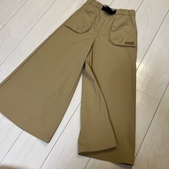 DESCENTE ベロアパンツ 未使用近い