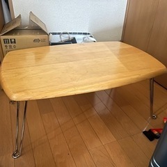 【美品】折り畳みテーブル