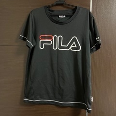 フィラ　Tシャツ