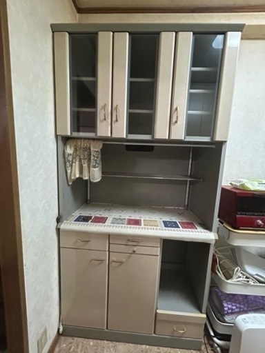 食器棚