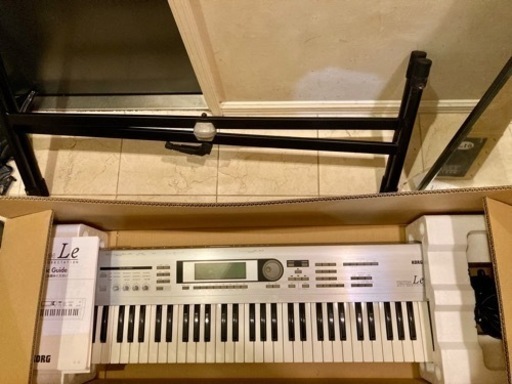 KORG TRITON Le 61鍵 - 鍵盤楽器、ピアノ 