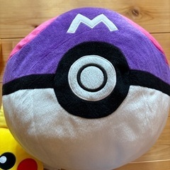 ポケモン　ピカチュウ　マスターボール　新品　タグ付き