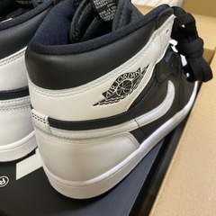 抽選当選品  エアジョーダン1  定価でどうぞ