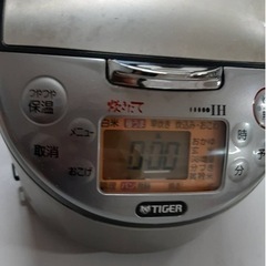 中古 タイガーIH炊飯ジャー　JKJ-A100