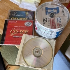 CDーR50枚、CDーRW2枚、DVDーRW5枚