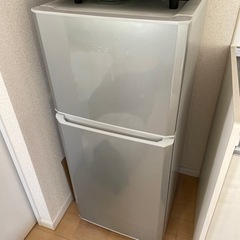 【受け渡し予定者決定済】冷蔵庫 JR-N121A