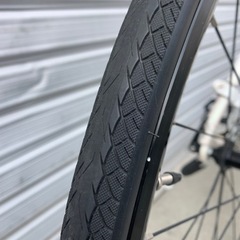 ☆前後タイヤ良品☆ 700C 6S クロスバイク 防犯登録料込価格︎‼︎