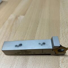 旋盤の刃（ペンタIQグリップ）