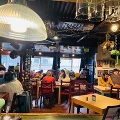 難波、英会話カフェ&BAR (English conversat...