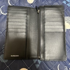 BURBERRY  二つ折り 長財布  値下げしました
