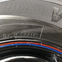 ハイエース　デイトナ　スタッドレス　205/70R15 96Q 