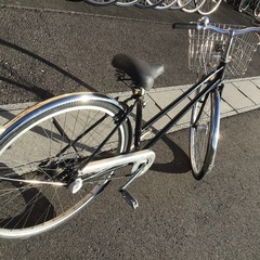 ブリヂストン27インチ内装3段オートライト整備済中古自転車・両立てスタンド・リヤキャリア付けました。