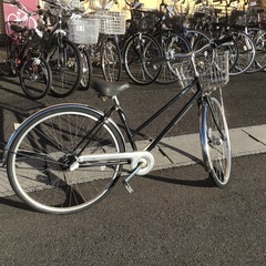 ブリヂストン27インチ内装3段オートライト整備済中古自転車・両立てスタンド・リヤキャリア付けました。