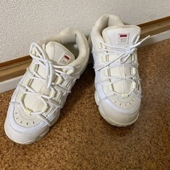 FILA スニーカー