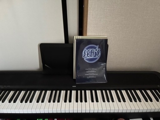 KORG B1 88鍵　電子ピアノ　椅子・専用スタンド付き