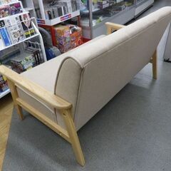 木製フレームソファ 2人掛けコンパクトタイプ ベージュ W130 美品☆2人掛けソファ ベージュ 木製フレーム 幅127㎝ コンパクトソファ 2P