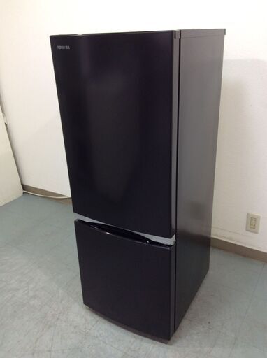 （2/25受渡済）YJT8258【TOSHIBA/東芝 2ドア冷蔵庫】高年式 2021年製 GR-S15BS-K 家電 キッチン 冷蔵冷凍庫 右開き 153L