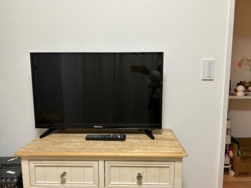 【Firestick付き】ハイセンス32インチテレビ(引渡)
