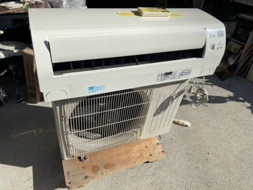 お薦め品‼️分解洗浄済み‼️三菱 ルームエアコン2.2kW6-8畳用 2016年