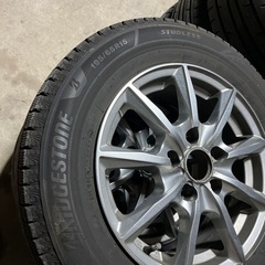 ブリジストン スタッドレス 5穴 15インチ 【バリ山】