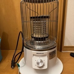 【ネット決済】【取引中】レトロ電気ストーブ