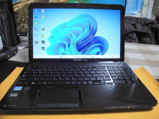 高速快適です　TOSHIBA　15.6インチ　CPU/i7　SSD　（返品可）