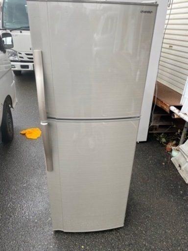 福岡市内配送無料　シャープ SHARP SJ-23W-N [冷蔵庫 （228L・右開き） ゴールド系]