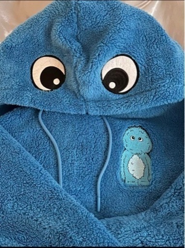 エドシーラン　モコモコパーカー エドシーラン モコモコパーカー