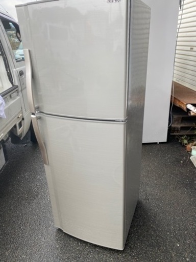 福岡市内配送無料　シャープ SHARP SJ-23W-N [冷蔵庫 （228L・右開き） ゴールド系]