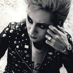 定価８万円購入★CRAZY PIG ★エビルスカルリングラージ　hideモデル