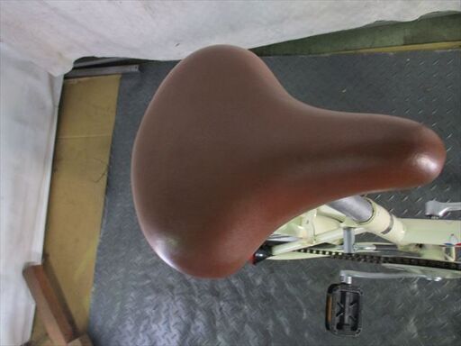 D304 ☆8000円☆ 折りたたみ中古自転車【 アイボリー 16インチ