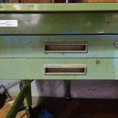 サカエ 軽量作業台 作業台 キャスター ロック可 幅180cm 奥行き75cm 高さ83cm 中古 耐荷重 固定式350kg 移動式150kg 台車