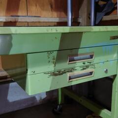 サカエ 軽量作業台 作業台 キャスター ロック可 幅180cm 奥行き75cm 高さ83cm 中古 耐荷重 固定式350kg 移動式150kg 台車