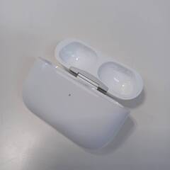 Apple AirPods Pro 第2世代 (A2968) 充電ケースのみ！