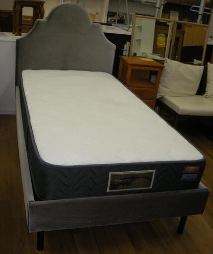 R321 FrancFranc おしゃれ シングルベッド、マットレスセット 25cm Used・美品