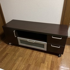 ニトリのテレビ台　茶色のテレビボード