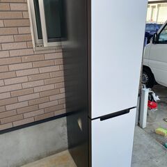 【美品】【糸島市内 送料無料】ハイアール 超スリムボディ 冷蔵庫 JR-SX21A  2023年製 208L ＃37288-1-150