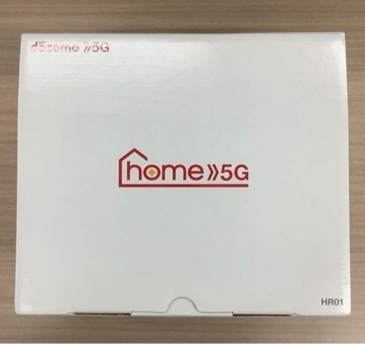 docomo home 5G HR01 Wi-Fiルーター
