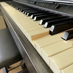 2018年製中古美品、木製鍵盤 Roland LX705-DR カラー…ダークローズウッド 