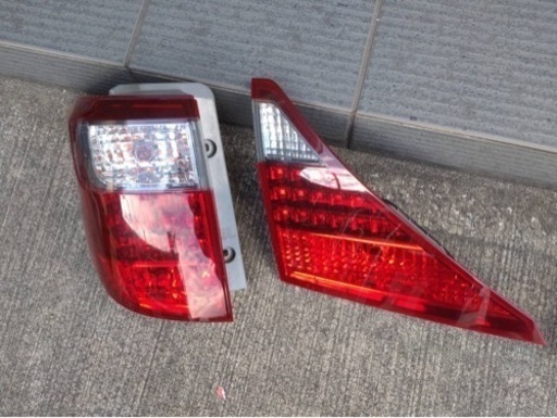 J193BK 20系ヴェルファイア アルファード ファイバーLEDテールランプ