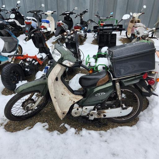 ホンダ　スーパーカブ50 AA04　エンジンかかりますがジャンク品　千葉県流山市 256